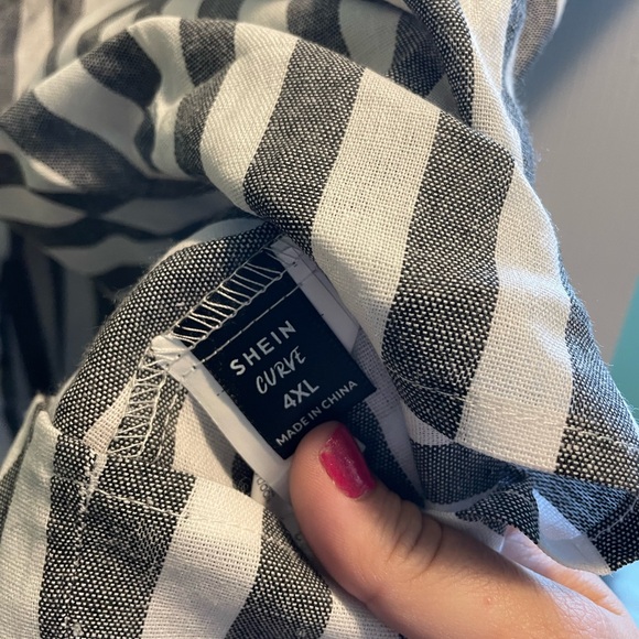 White and grey striped button up shirt - Picture 5 of 5